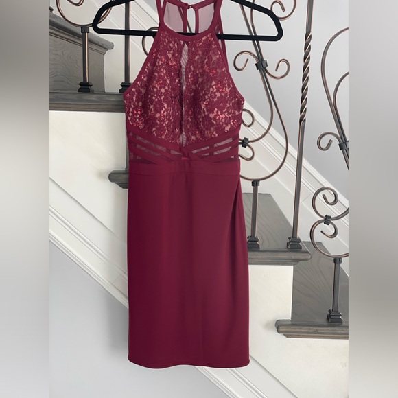 Beautiful Morgan & Co. Women’s/Junior Burgundy Mini Dress Size 3/4 New - Picture 3 of 13